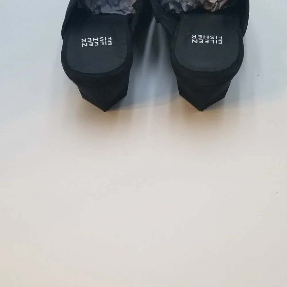 Eileen Fisher Genuine Suede Black Mules Suede Heeled size 7.5 - Picture 3 of 4
